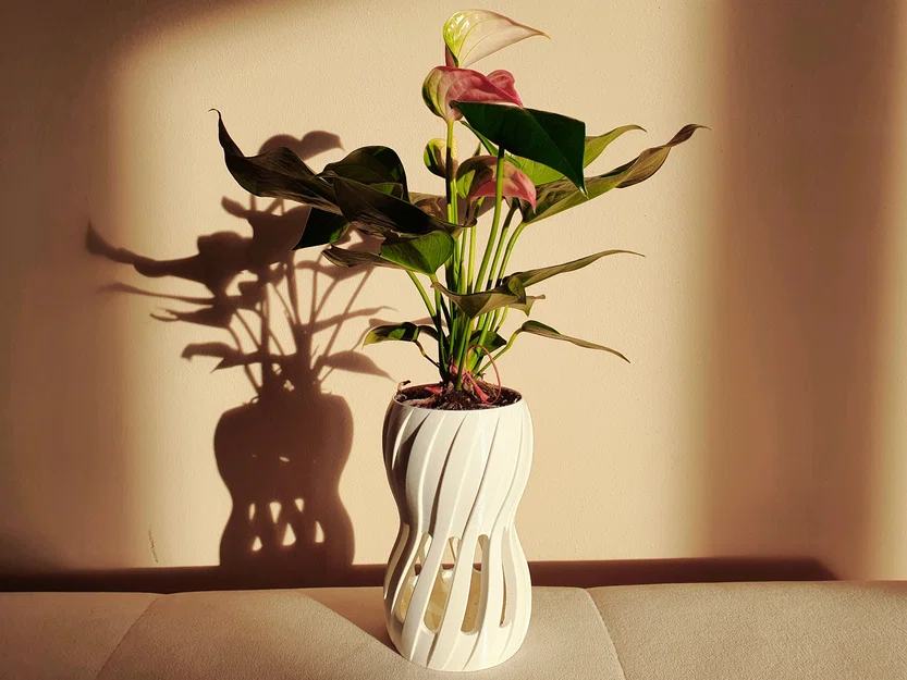 Self-Watering-Planter (Chậu tự tưới nước) - Image 1