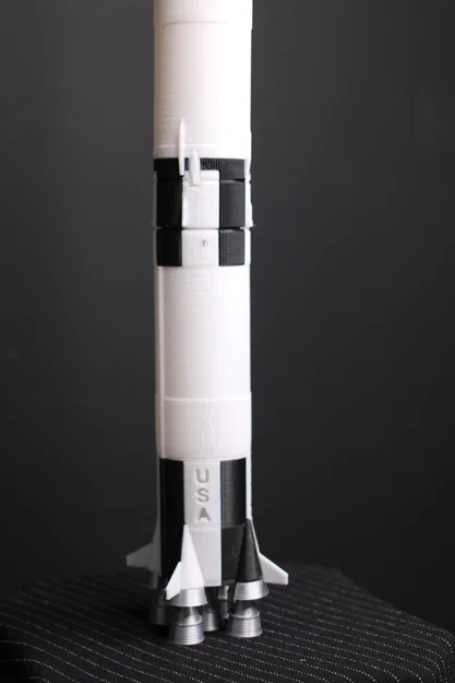 Mô hình tên lửa Saturn V - Phiên bản Enhanced - Image 4