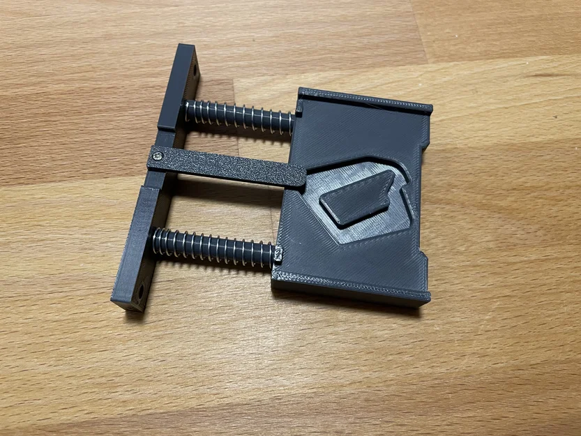 Ngàm nhấn-thả gắn dưới bàn cho remote Samsung Smart TV - Image 3