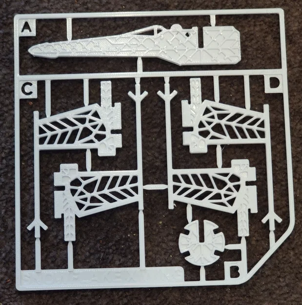 Trang trí bông tuyết Star Wars X-Wing (sprue nhẹ hơn) - Image 1