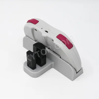 Kệ trưng bày tay cầm Retro-Bit Sega Saturn Wireless Gamepad Controller