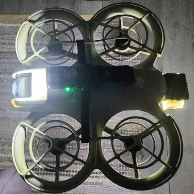 Ngàm gắn đèn pin trên DJI Neo (DJI Neo Flashlight Top Mount)