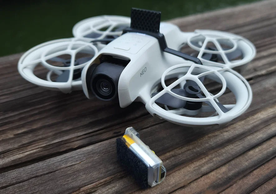 Ngàm gắn đèn nhẹ cho DJI Neo (DJI Neo Light Mount) - Image 1