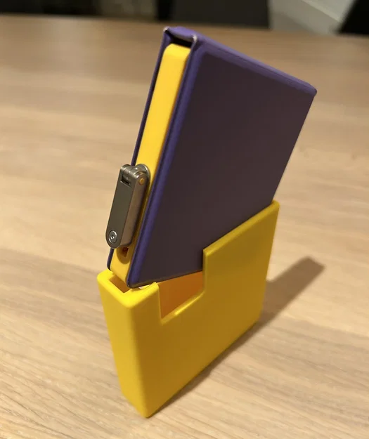 Hộp cứng (hardcase) cho Playdate - Image 1