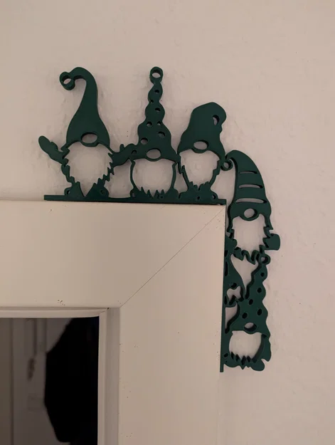 Trang trí góc cửa hình chú lùn Giáng sinh (Weihnachtself Türrahmen) - Image 1