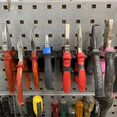 Giá kìm cho Raaco tool wall (Plier Rack for Raaco tool wall)