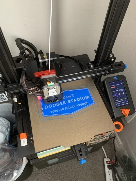 Bảng hiệu lối vào Dodger Stadium - Image 2