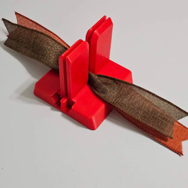 Dụng cụ làm nơ (Bow maker) – tương tự Bowdabra - Image 1