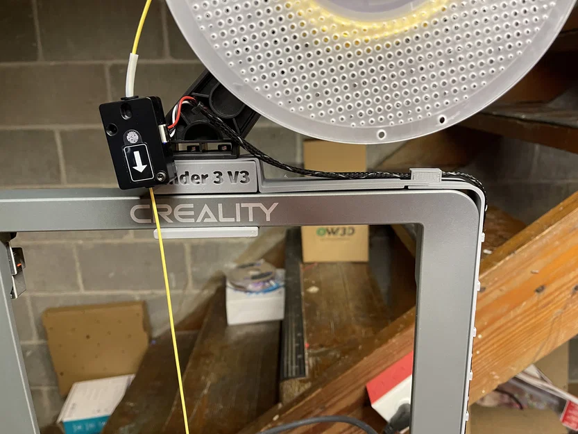 Giá treo cuộn filament trên nóc Ender 3 V3 kèm gá Runout Sensor - Image 1