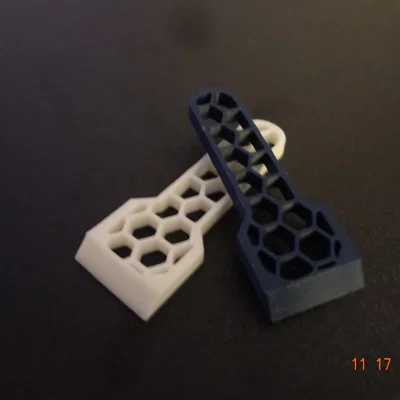 Dụng cụ nạo bàn in 3D thiết kế Hex Scraper tiện lợi