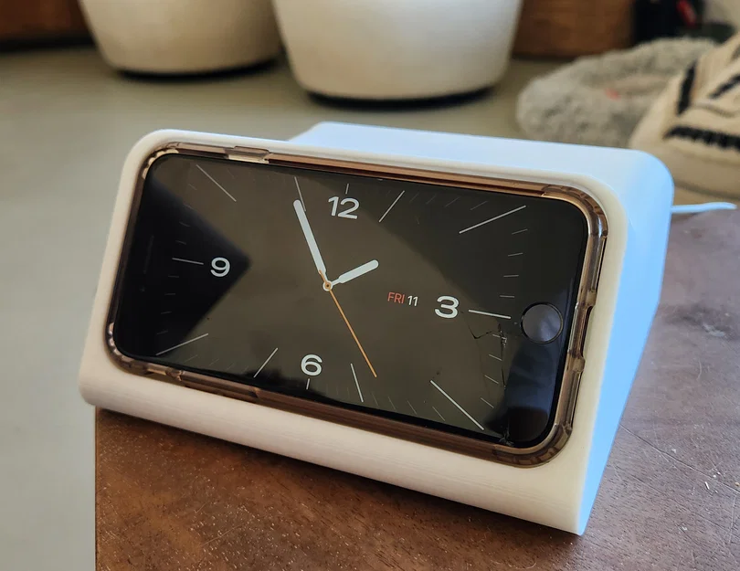 Dock iPhone SE/7/8 (có ốp) để ngang – Encased iPhone SE / 7 / 8 Landscape Mode Dock - Image 1