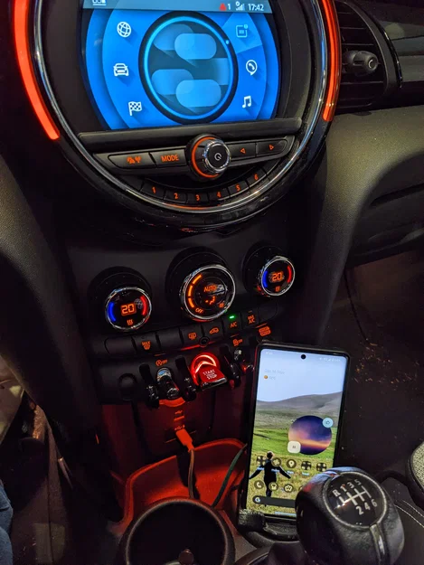 Giá đỡ điện thoại gắn cup holder Mini Cooper - Image 3