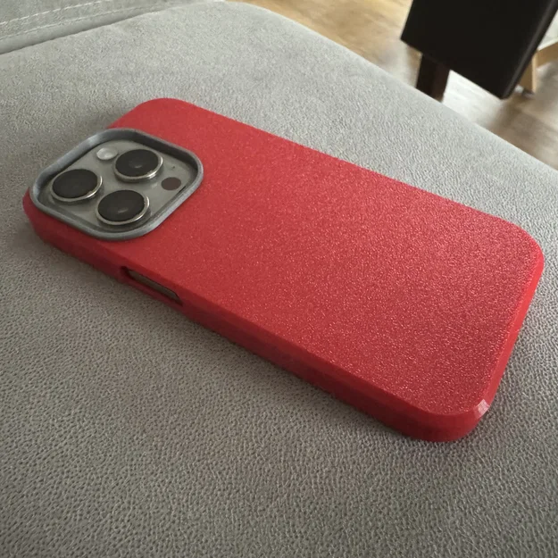 Ốp iPhone 15 Pro TPU có bảo vệ camera - Image 1