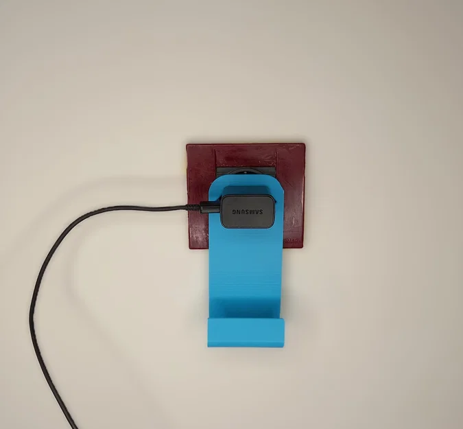 Giá đỡ điện thoại treo tường 3D tiện lợi cho củ sạc EU - Image 3