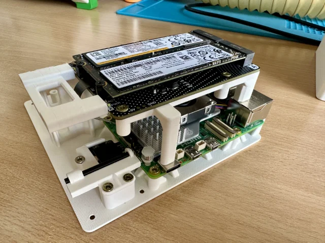 Raspberry Pi 5 NVMe NAS (case NAS 2 ổ NVMe mirror chạy openmediavault) - Image 13