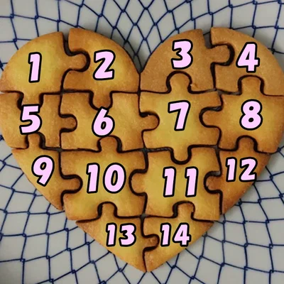 Khuôn cắt bánh quy trái tim ghép hình (Heart Puzzle Cookie Cutter)