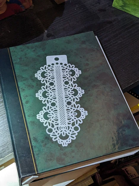 Bookmark Ren (Lace Bookmark) - Image 1