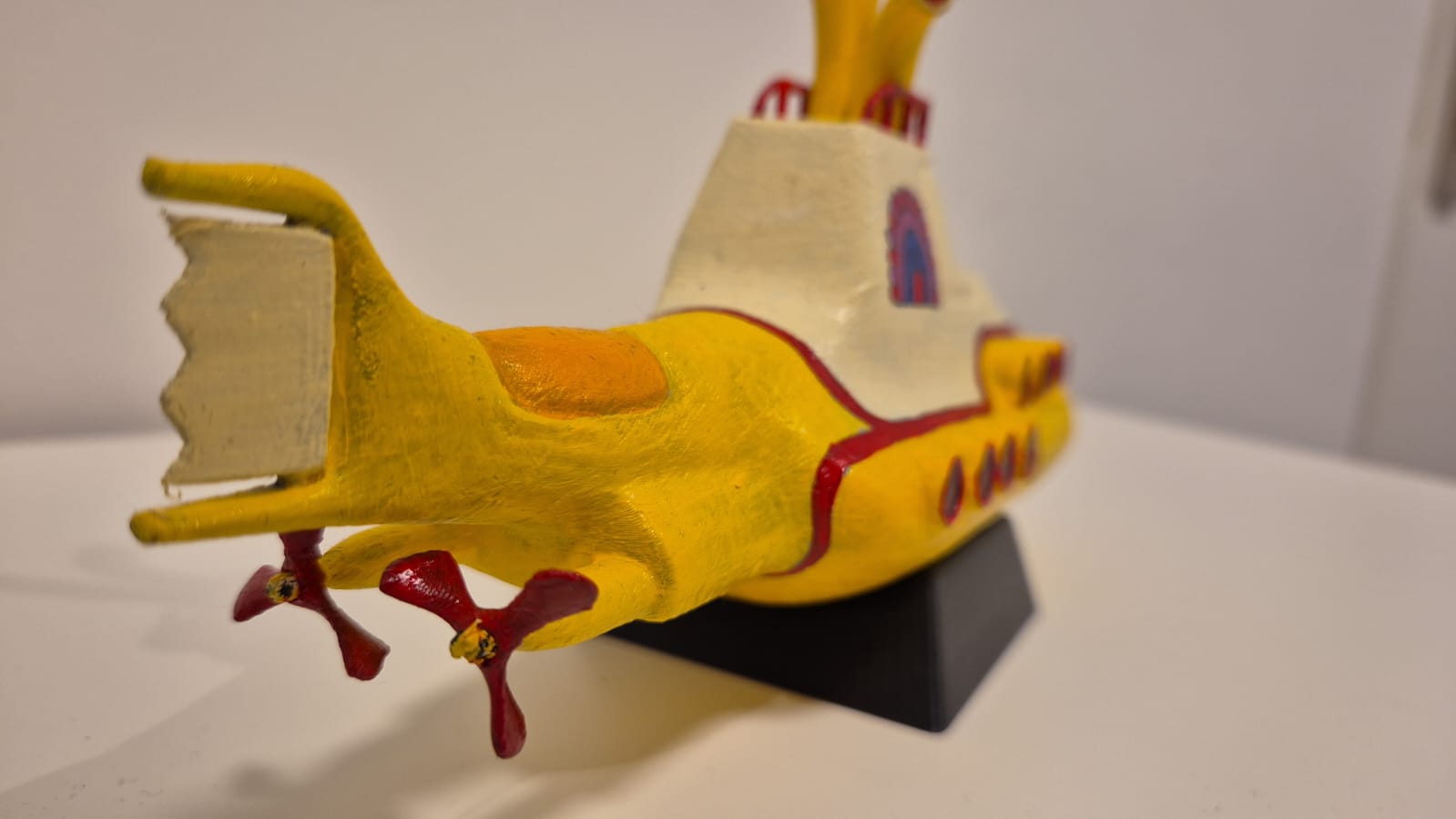 Mô hình in 3D Yellow Submarine kèm chân đế độc đáo - Thumbnail 2