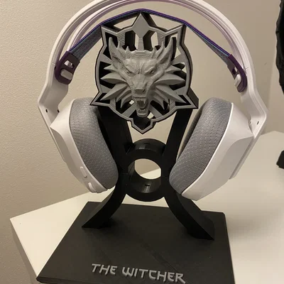 Giá treo tai nghe Witcher độc đáo - Phụ kiện trang trí góc máy