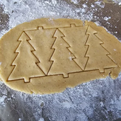 Khuôn cắt bánh quy 5 cây cùng lúc (Cookie Cutter for 5 Tree at a Time)