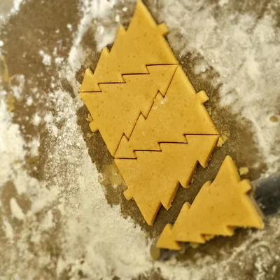 Khuôn cắt bánh quy 5 cây cùng lúc (Cookie Cutter for 5 Tree at a Time)