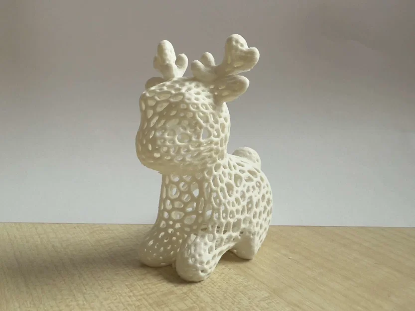 Voronoi Baby Reindeer – Tuần Lộc Con Kiểu Voronoi Trang Trí Noel - Image 1