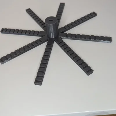 Chân trưng bày móc khóa xoay (Rotating keychain stand)