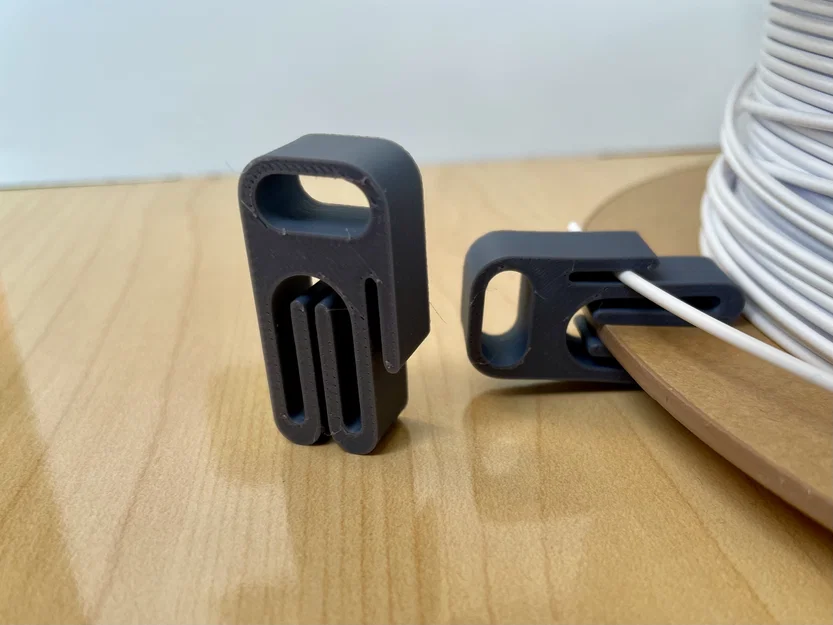 Kẹp giữ sợi nhựa Among us tiện lợi cho mọi cuộn in 3D - Image 1