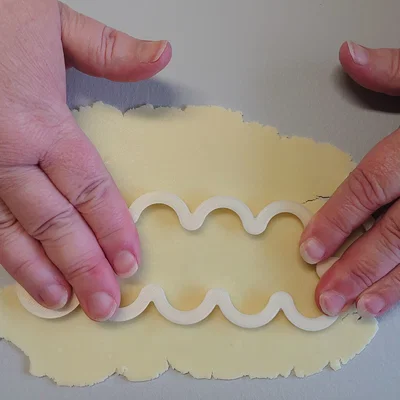 Khuôn cắt hoa hồng (Rose cutter / Vykrajovátko na růže)