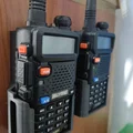 Giá treo tường bộ đàm Baofeng UV-5R gọn gàng - File in 3D - Thumbnail 1