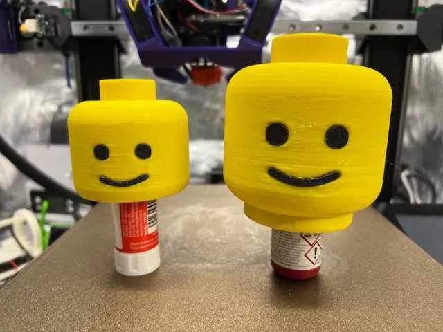 Nắp đậy móc kéo xe hình đầu Lego siêu đáng yêu - Image 3