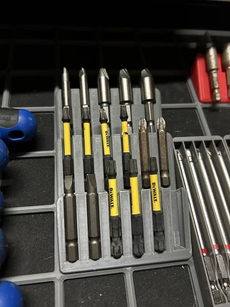 Khay đựng mũi vít Hex chuẩn Gridfinity 1x2 gọn gàng, tiện lợi - Image 1