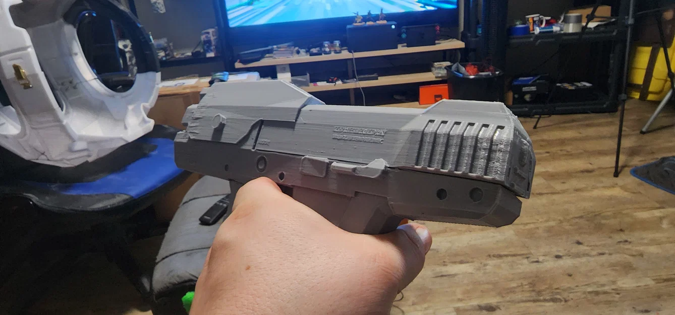 Mô hình súng Halo 3 Magnum (Có thể tháo rời băng đạn) - Image 3