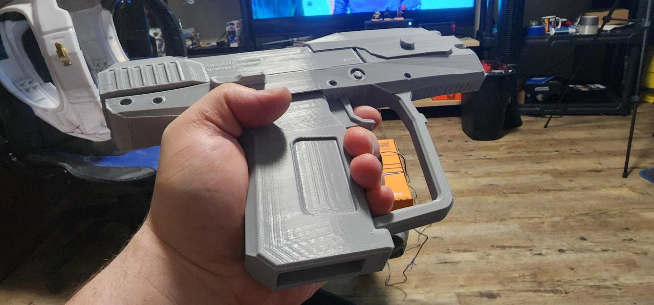 Mô hình súng Halo 3 Magnum (Có thể tháo rời băng đạn) - Image 6