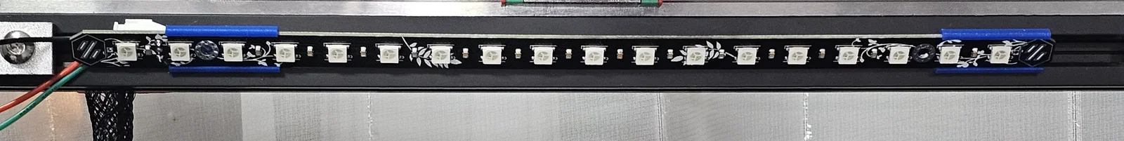 Ngàm kẹp LED bar 45° cho thanh nhôm định hình 2020 - Image 1