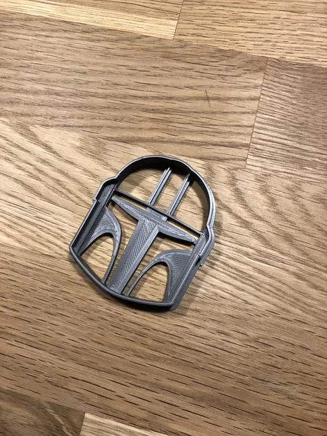 Khuôn Cắt Bánh Quy Hình Mũ Mandalorian - Phụ Kiện Bếp Độc Đáo - Image 2