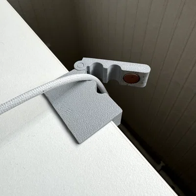 Bộ dẫn cáp gắn mép bàn (tùy biến tham số)