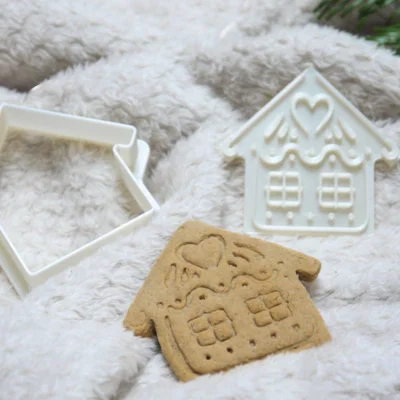 Khuôn Cắt Bánh Gingerbread House (Nhà Bánh Gừng)