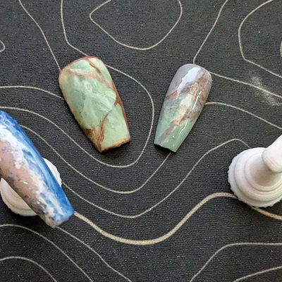 Giá đỡ nail tip để sơn móng