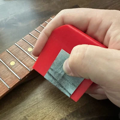 Dụng cụ đánh bóng phím đàn (Fret Polisher) - Bản Remix