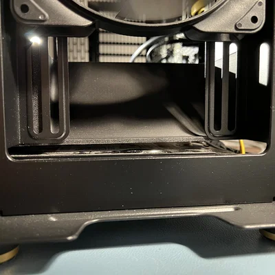 Ống dẫn gió mặt trước Fractal North (tương thích khay HDD)