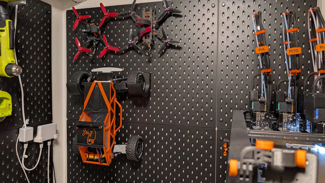 Giá treo xe RC cho pegboard IKEA Skådis - Image 1