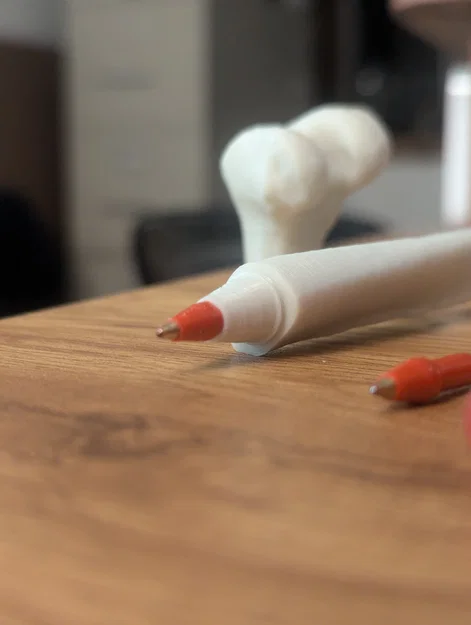 Bút Hidden Femur Pen – Xương đùi giấu bút bên trong - Image 3