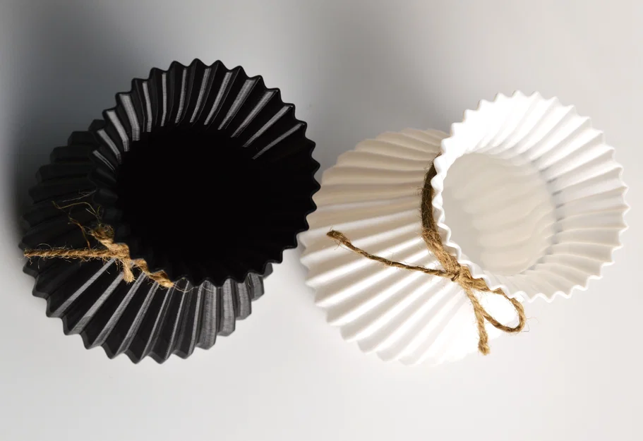 Bình hoa trang trí 3D tối giản (Decorative Vase Black and White) - Image 4