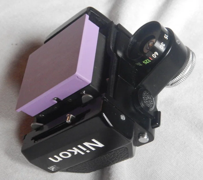 Nắp che khe dưới viewfinder Nikon F & F2 (Cover cho viewfinder Nikon F/F2) - Image 1