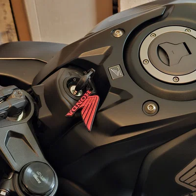 Móc khóa Honda thiết kế hình cánh chim in 3D cực chất