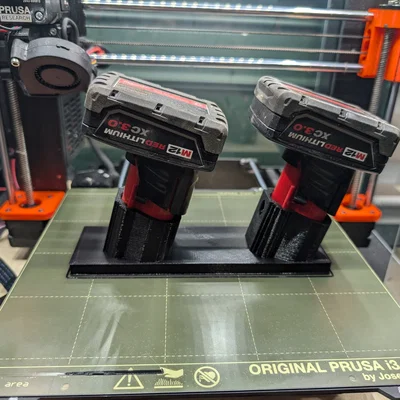 Giá đỡ pin Milwaukee M12 tham số (parametric) – ẩn lỗ bắt vít