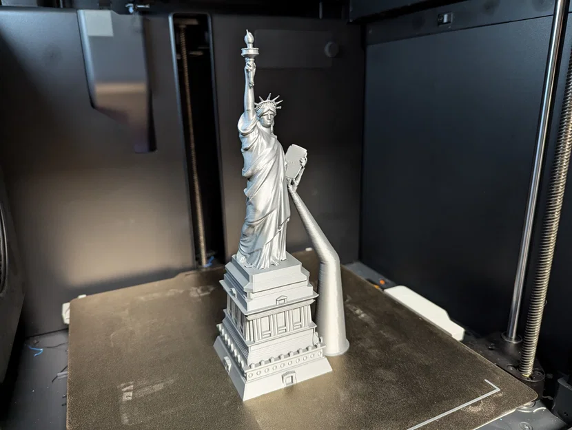 Tượng Nữ Thần Tự Do - High Res - Image 2