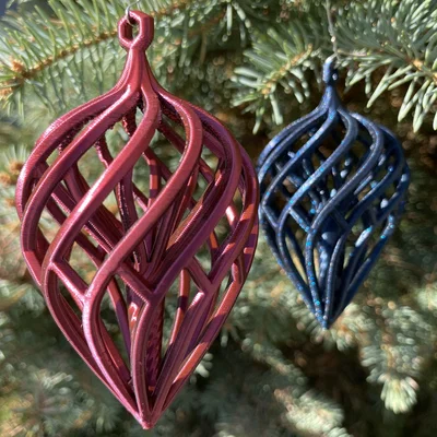 Spiral Tear Ornament: Đồ trang trí cây thông Noel in 3D độc đáo