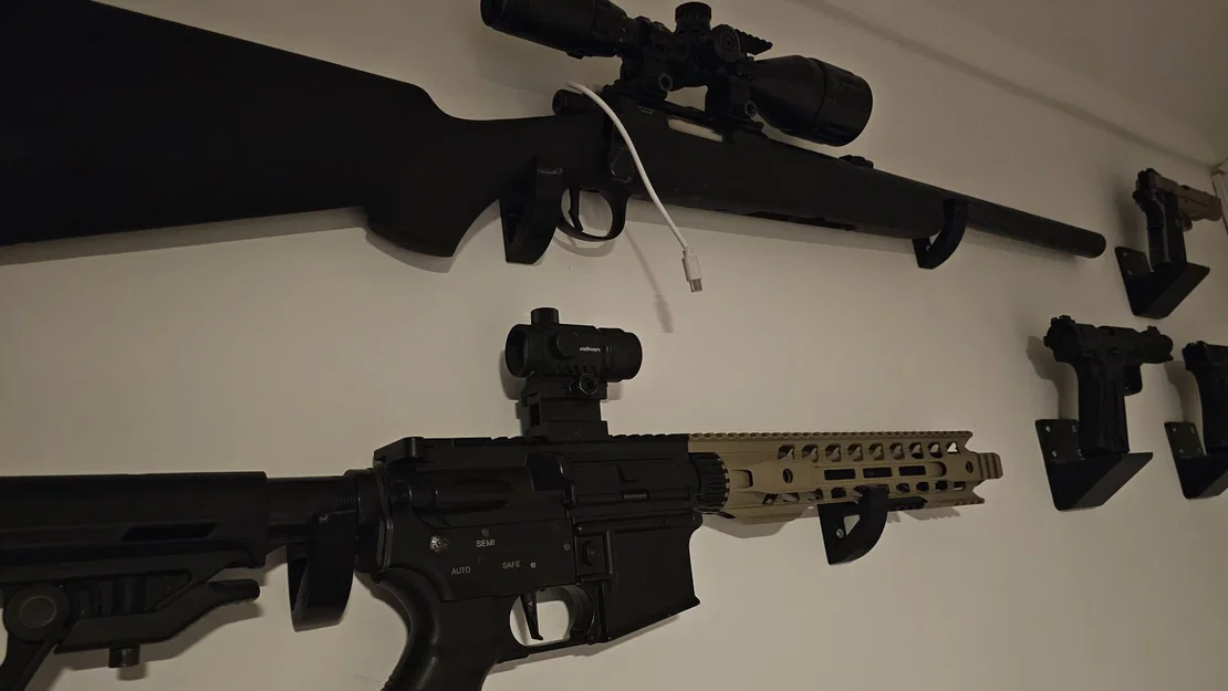 Giá treo tường Airsoft 3D tiện dụng cho nhiều dòng súng mô hình - Image 1